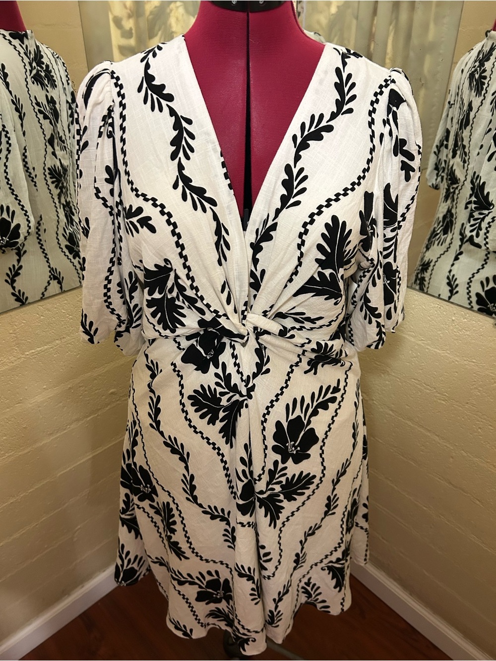 NWT linen blend front twist dress